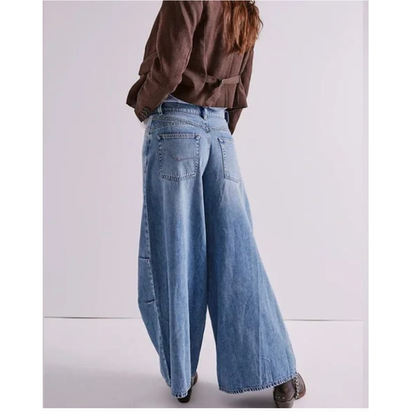 Free people Westward Demi Barrel Leg Jeans 26 - Picture 2 of 5